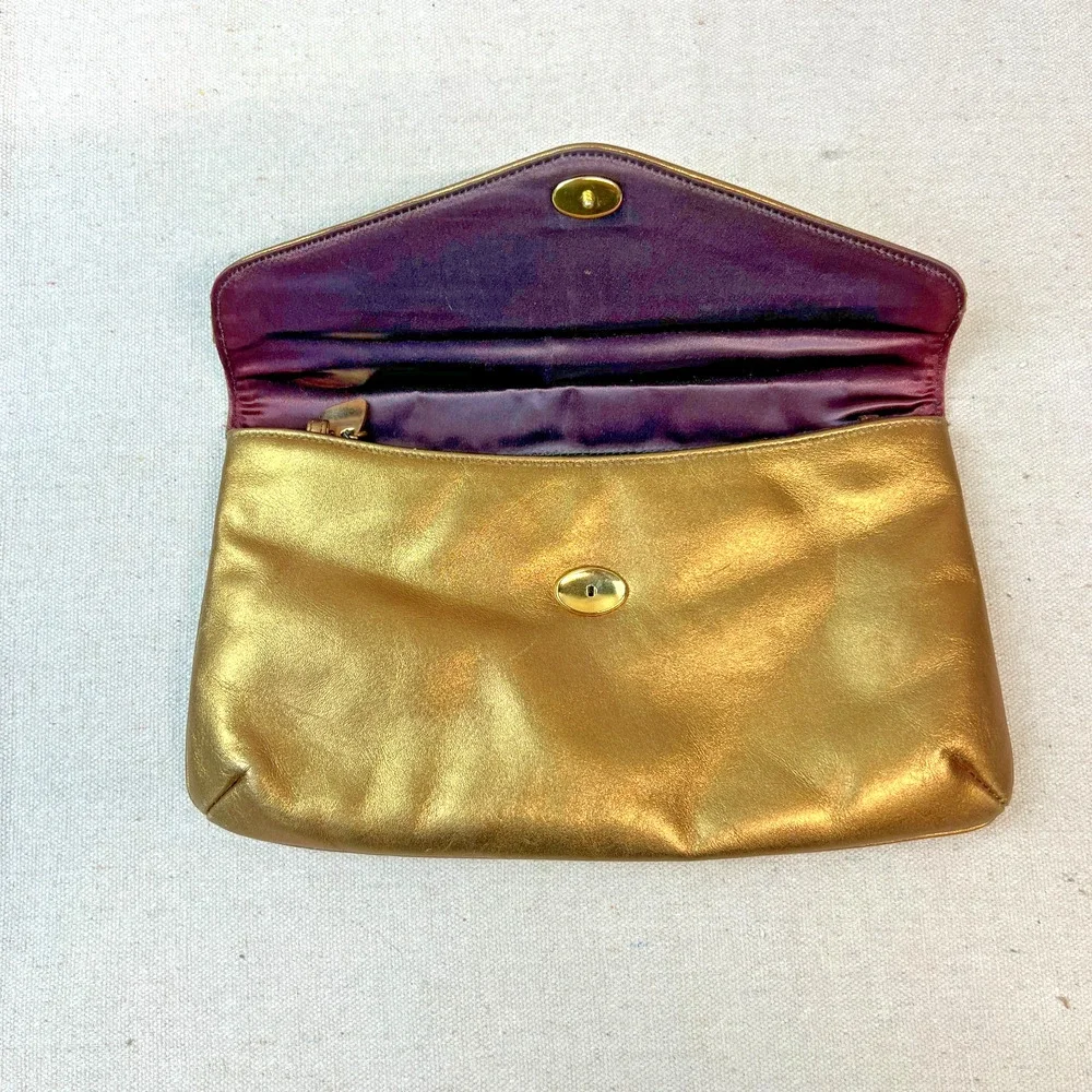 Vintage Morris Moskowitz Leather Envelope Leather Gold Clutch Snap Closure 1970s